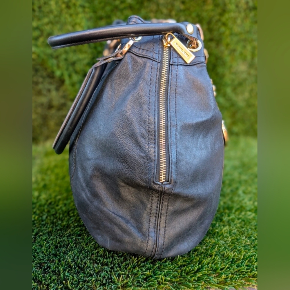 Michael Kors Black Leather Shoulder Bag with Gold Hardware - Picture 7 of 9